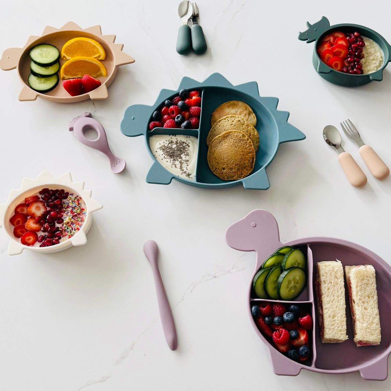 Pickle And Bear Picnic Tableware